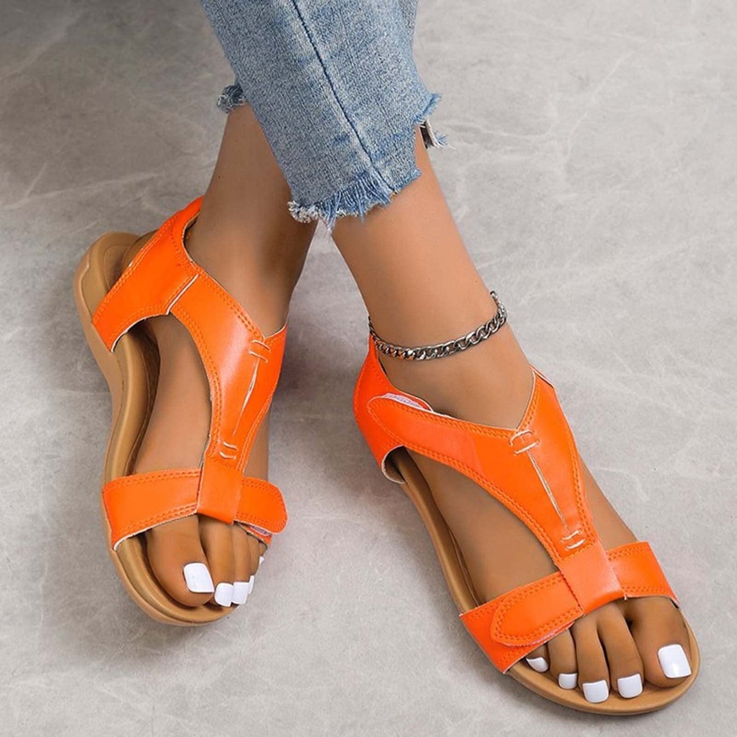 Trouvez des chaussures d'été élégantes et confortables pour femmes sur Elle-Monde.com. Découvrez notre collection, y compris des tropeziennes, des chaussures de marche et bien plus encore. Livraison rapide et gratuite!